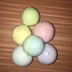 *BUNDLE* 6 pack bath bombs